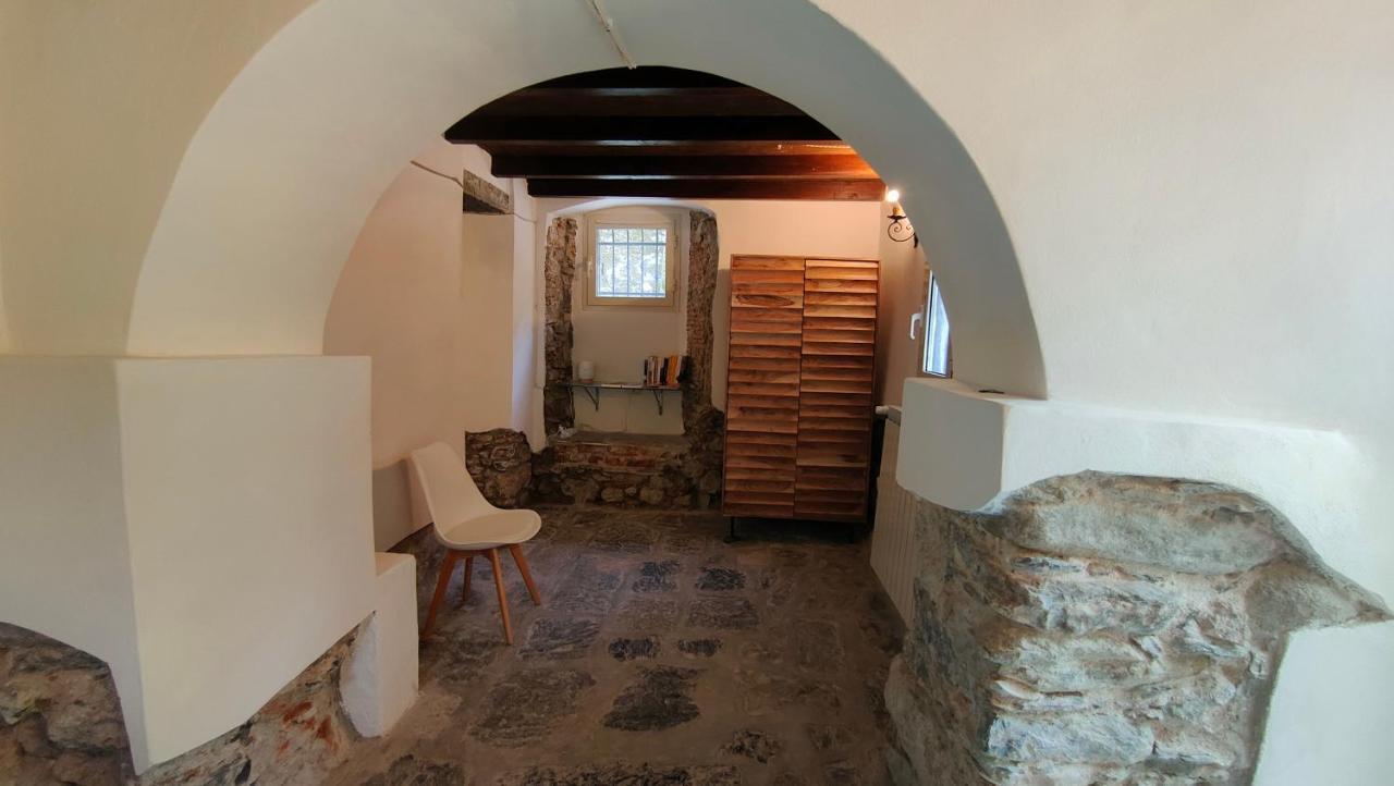 La Casa Delle Pietre Parlanti - Casa In Pietra Ai Piedi Del Parco Delle 5 Terre Bed & Breakfast Biassa Eksteriør bilde