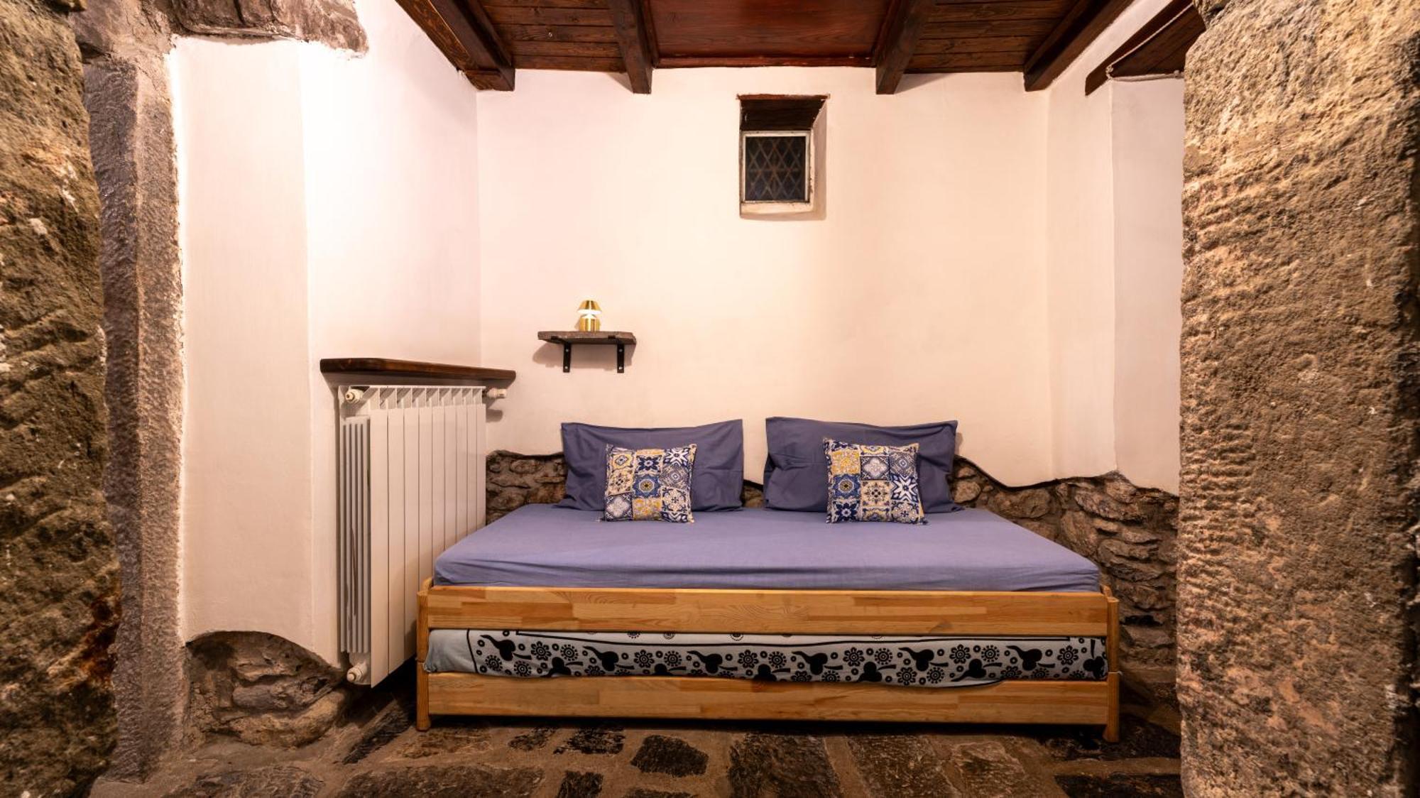 La Casa Delle Pietre Parlanti - Casa In Pietra Ai Piedi Del Parco Delle 5 Terre Bed & Breakfast Biassa Eksteriør bilde