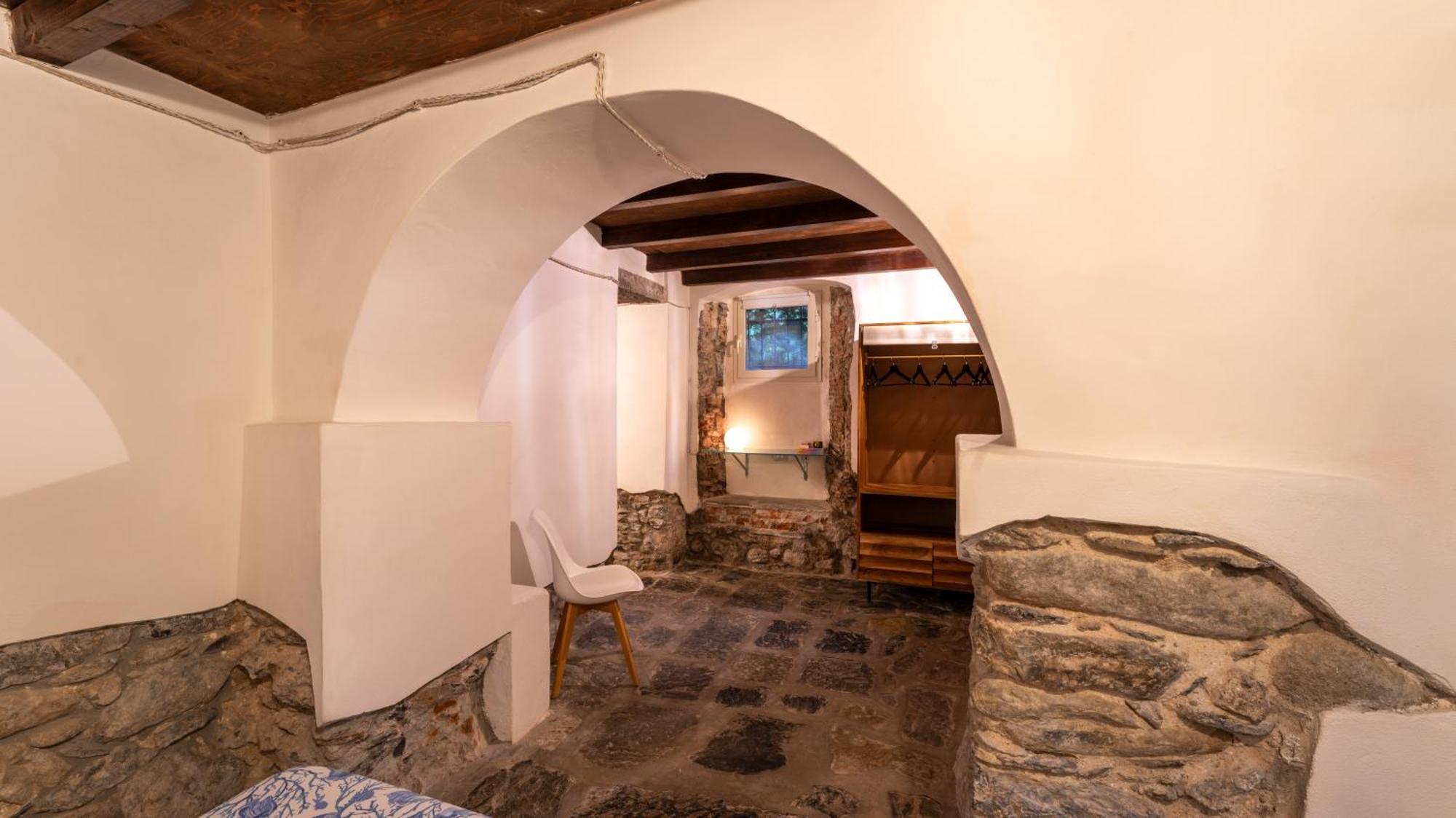 La Casa Delle Pietre Parlanti - Casa In Pietra Ai Piedi Del Parco Delle 5 Terre Bed & Breakfast Biassa Eksteriør bilde